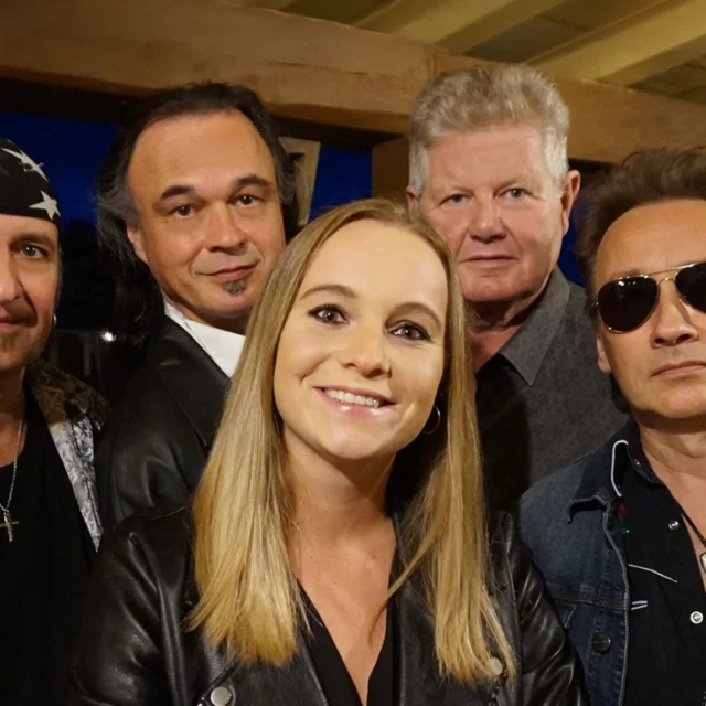 „Therme Live“ mit New Horses